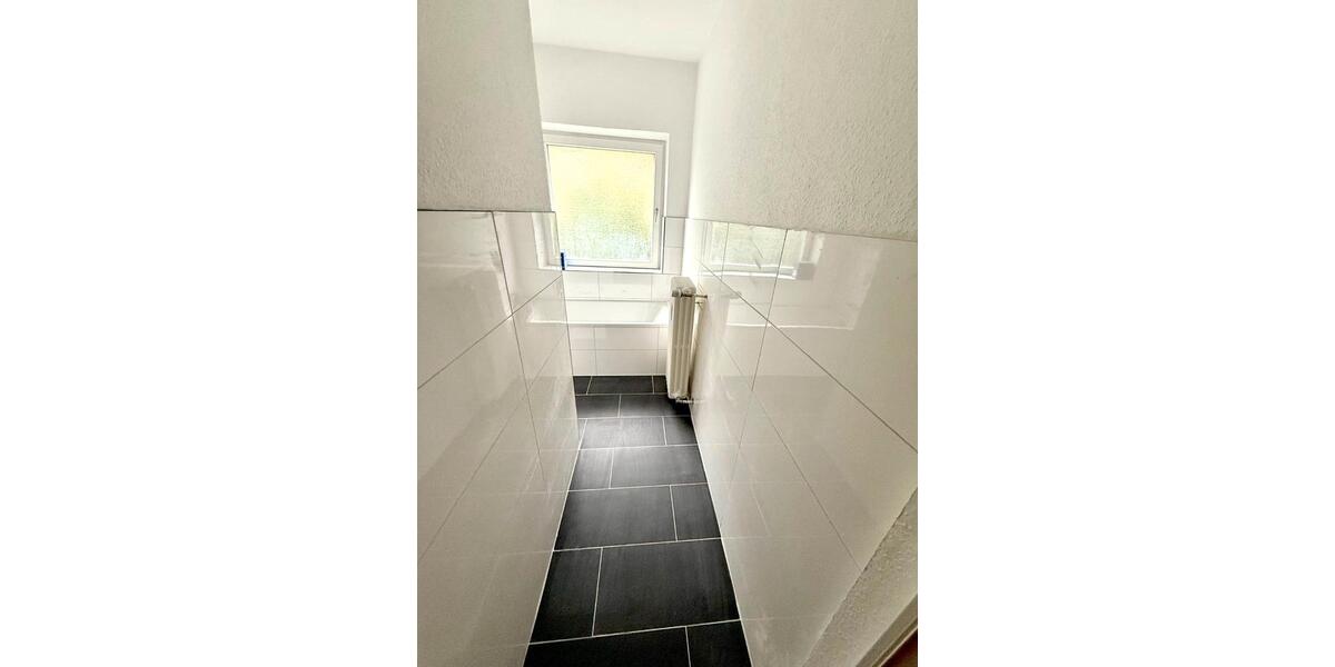Etagenwohnung Hückelhoven - 4 Zimmer, 90 m&sup2;, 1.000&euro; | Angebot:26622651