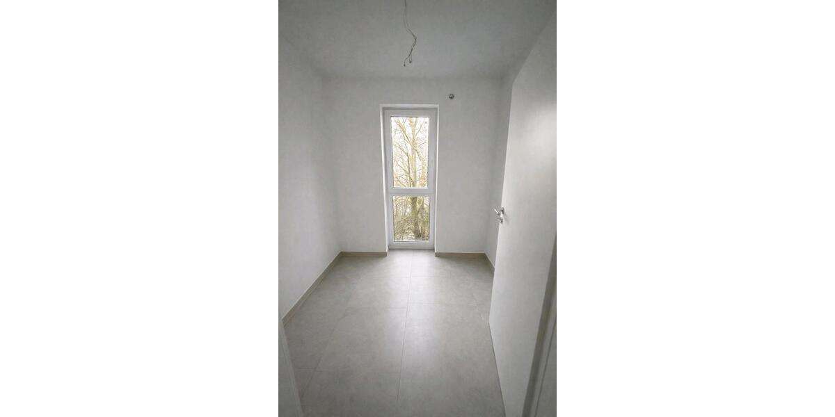 Einfamilienhaus Gütersloh - 2 Zimmer, 96 m&sup2;, 1.250&euro; | Angebot:26021472