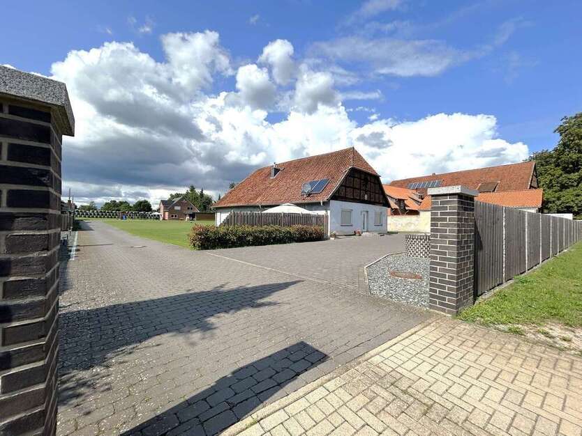 Wohnung zum Mieten in Langenhagen 646 € 82 m²