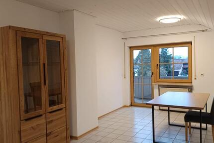 4-Zimmer-Wohnung (130 m²) im 1. OG eines 2-Familienhauses 4 zimmer