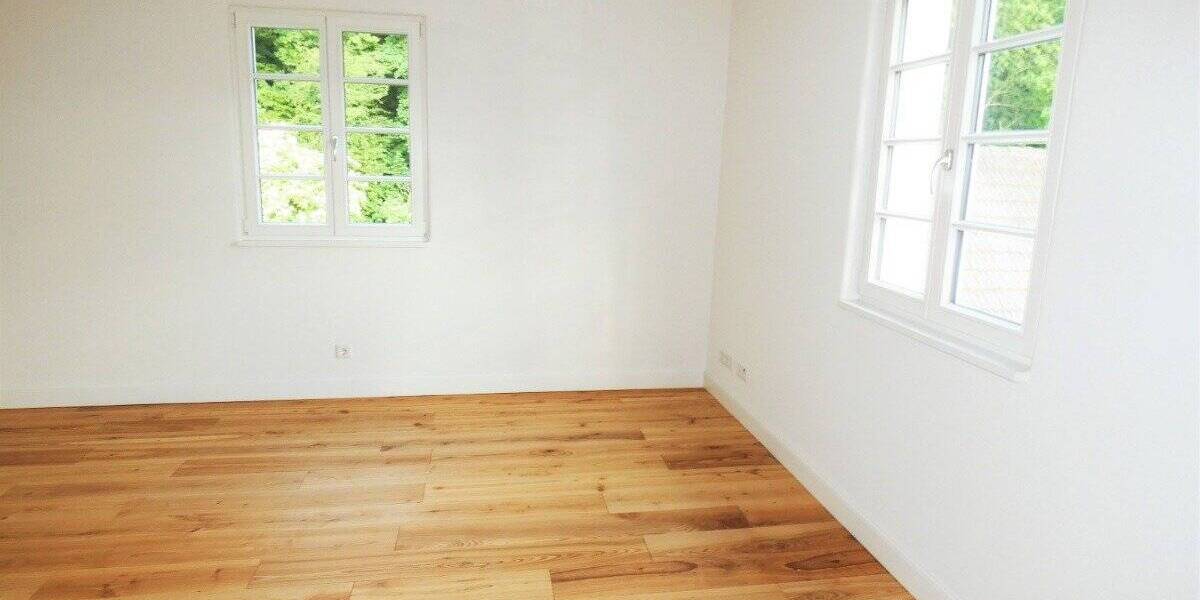 Einfamilienhaus Köln Dünnwald - 6 Zimmer, 240 m&sup2;, 3.500&euro; | Angebot:23951216