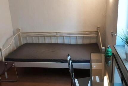 WG Zimmer möbliert für Studenten Praktikanten Berufspendler zimmer