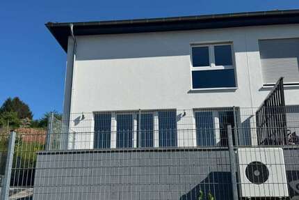 Haus Thaleischweiler-Fröschen Fröschen - 4 Zimmer, 170 m&sup2;, 2.400&euro; | Angebot:27172292