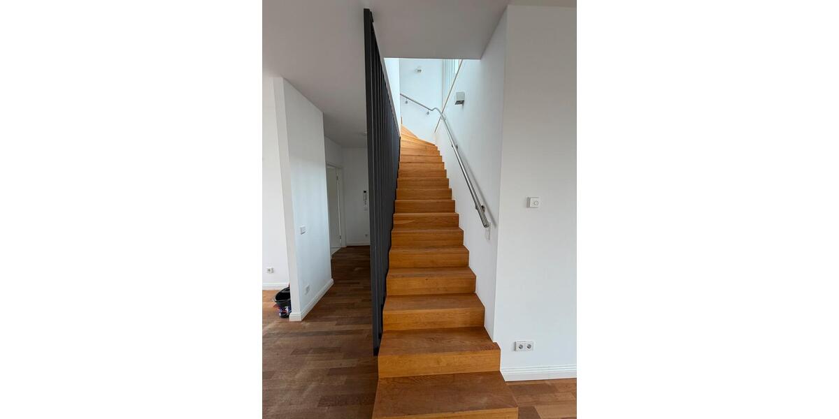 Einfamilienhaus Düsseldorf Heerdt - 3 Zimmer, 99 m&sup2;, 2.350&euro; | Angebot:25275204