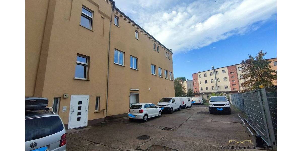 Etagenwohnung Bitterfeld Bitterfeld - 3 Zimmer, 95 m&sup2;, 575&euro; | Angebot:26630290