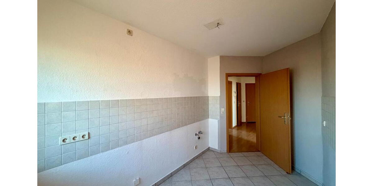 Dachgeschoßwohnung Weißenfels - 2 Zimmer, 60 m&sup2;, 420&euro; | Angebot:26635033