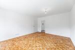 Frisch sanierte 2-Raum-Erdgeschoßwohnung mit Terrasse und EBK