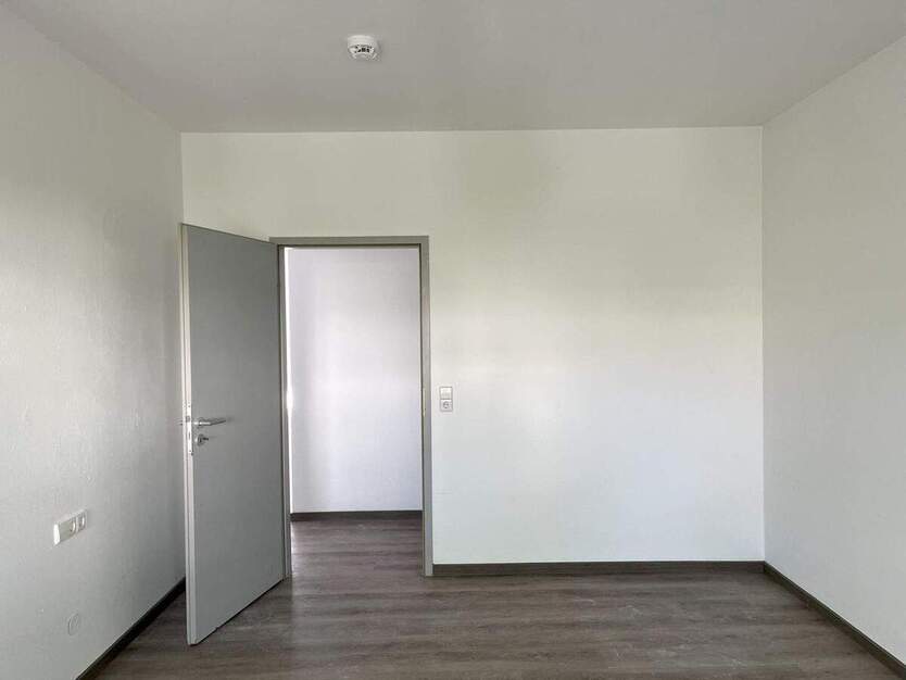Schöne, helle 3-Zimmer-Wohnung mit Balkon in zentraler Lage 3 zimmer