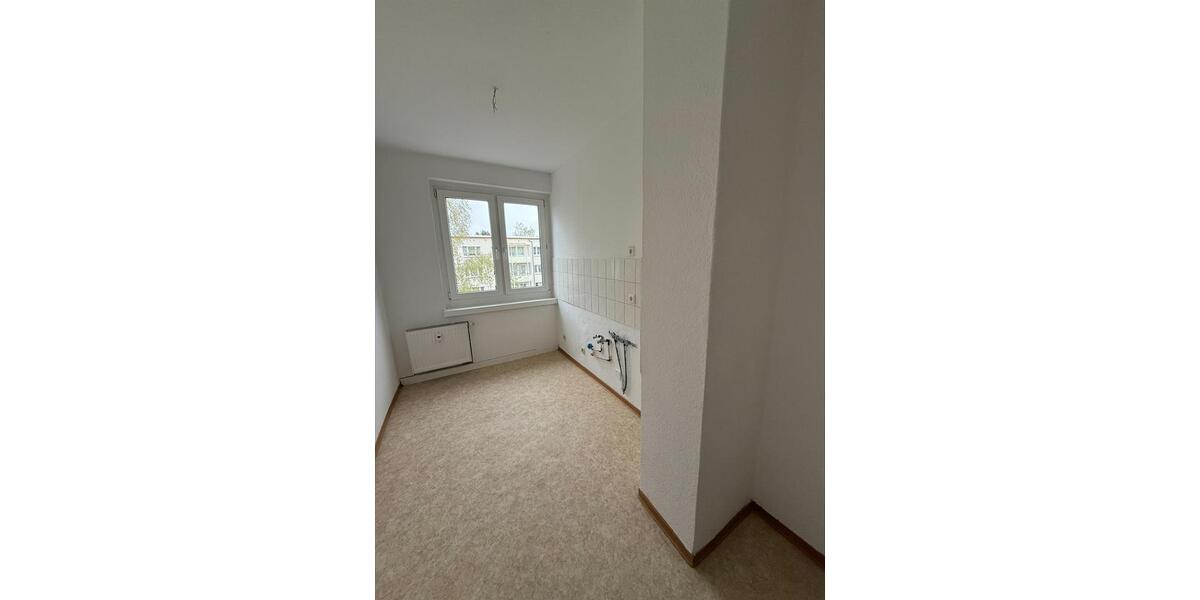 Etagenwohnung Borna - 3 Zimmer, 58 m&sup2;, 350&euro; | Angebot:26490312