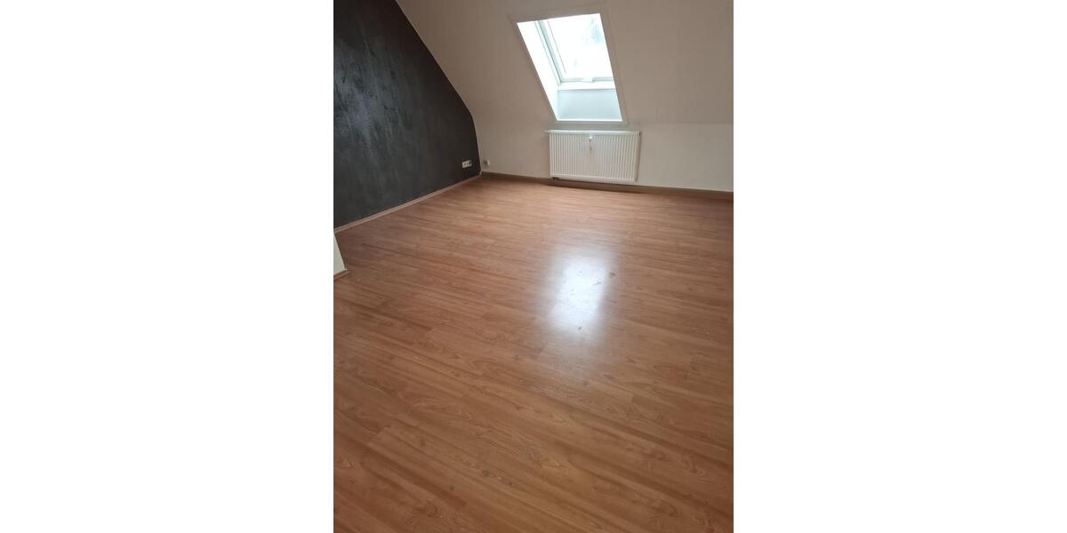Dachgeschoßwohnung Pirmasens Niedersimten - 2 Zimmer, 65 m&sup2;, 440&euro; | Angebot:25650815