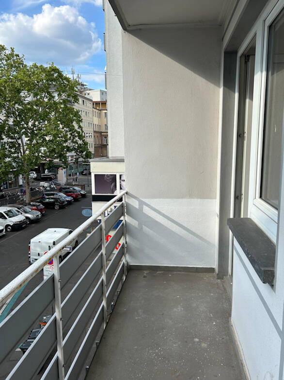 Erstbezug nach Sanierung: 2 Zimmer-Wohnung mit Balkon im Zentrum von Wiesbaden