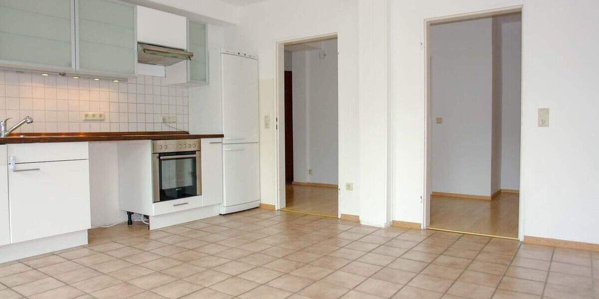Gemütliche ca.100m² Erdgeschoss-Wohnung mit geschützter West-Terrasse 3 zimmer