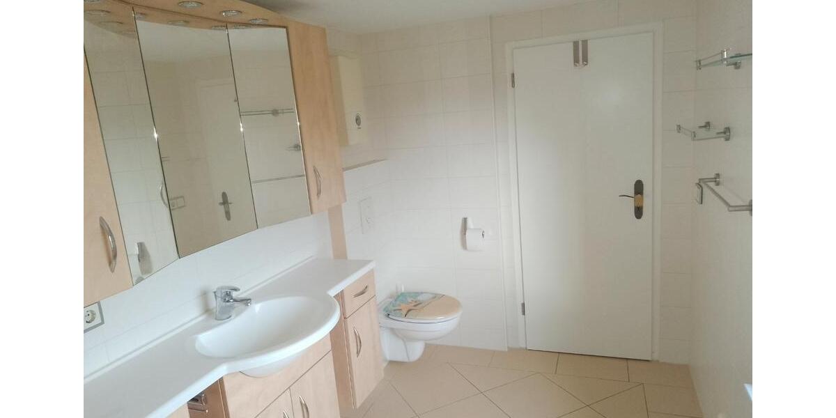 Einfamilienhaus Luckenwalde - 5 Zimmer, 124 m&sup2;, 1.320&euro; | Angebot:26252061