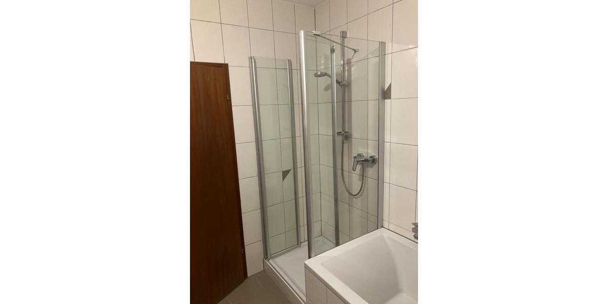 Erdgeschoßwohnung Burghaslach - 4 Zimmer, 125 m&sup2;, 750&euro; | Angebot:25451212