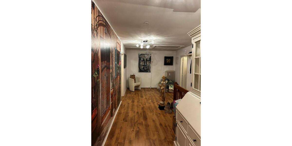 Etagenwohnung Lübeck Sankt Lorenz Nord - 3 Zimmer, 101 m&sup2;, 1.300&euro; | Angebot:24869762