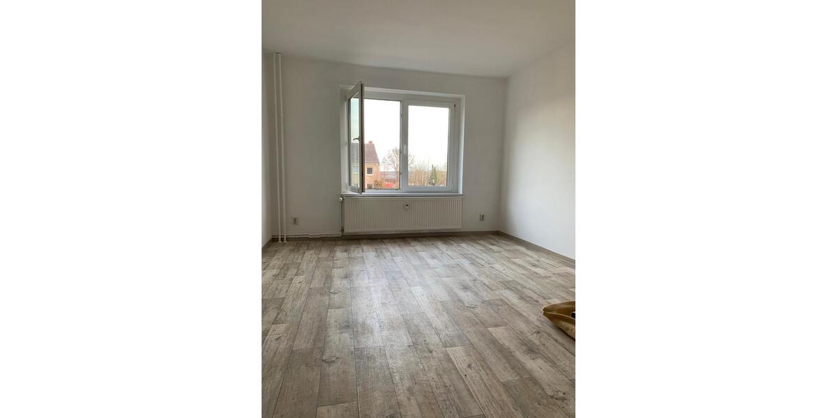 Etagenwohnung Wriezen - 3 Zimmer, 60 m&sup2;, 430&euro; | Angebot:25933855