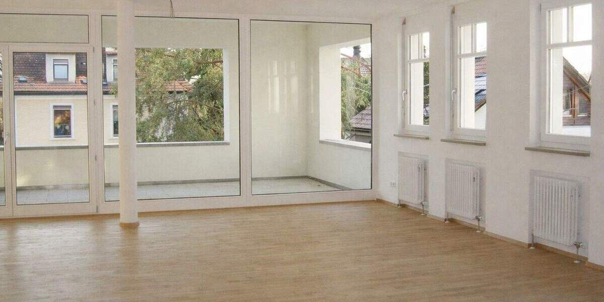 Etagenwohnung Überlingen - 3 Zimmer, 141 m&sup2;, 2.090&euro; | Angebot:25996252