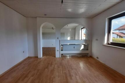 Wohnung Schöllnach - 4 Zimmer, 98 m&sup2;, 622&euro; | Angebot:26639991