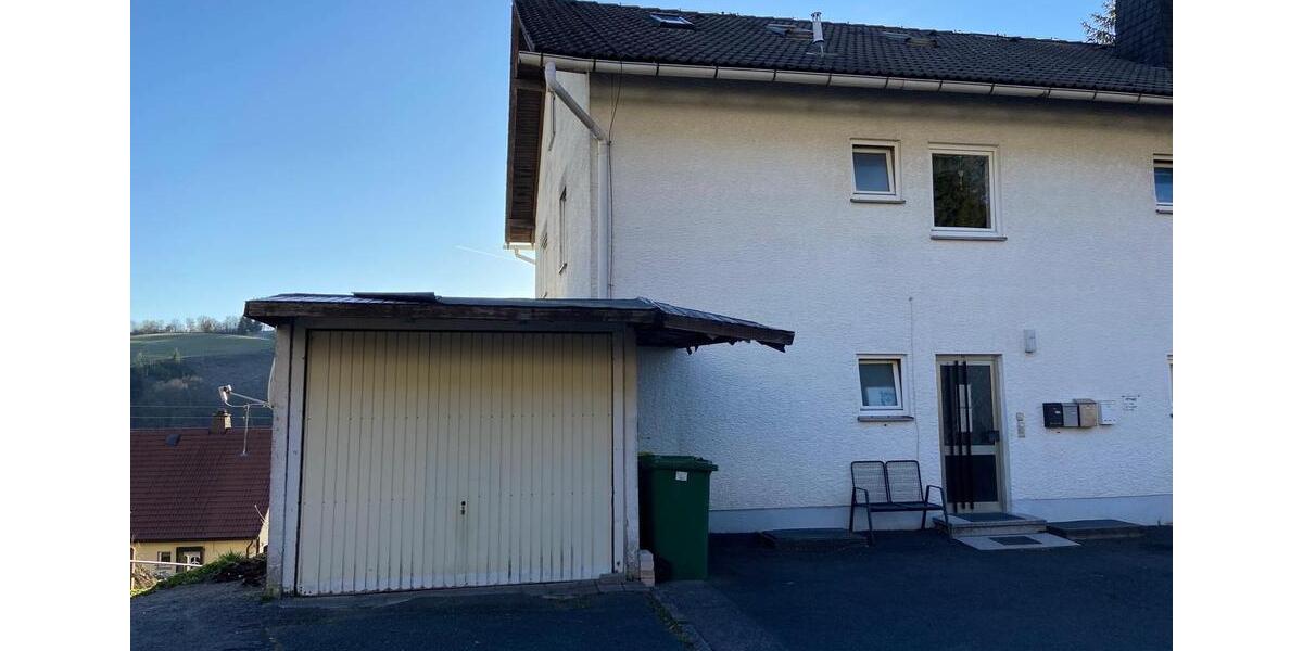 Etagenwohnung Tettau - 4 Zimmer, 117 m&sup2;, 650&euro; | Angebot:26422245