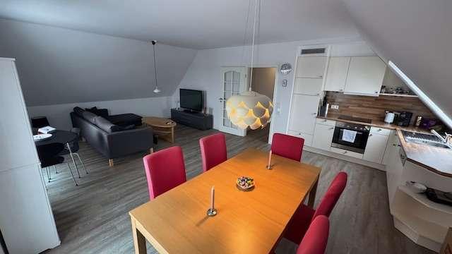 Dachgeschoßwohnung Handewitt - 3 Zimmer, 92 m&sup2;, 800&euro; | Angebot:25080227