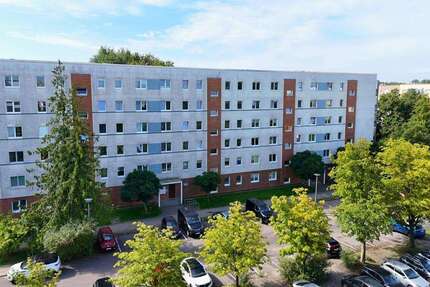 Wohnung zum Mieten in Rostock 707 € 88.3 m² 5 zimmer