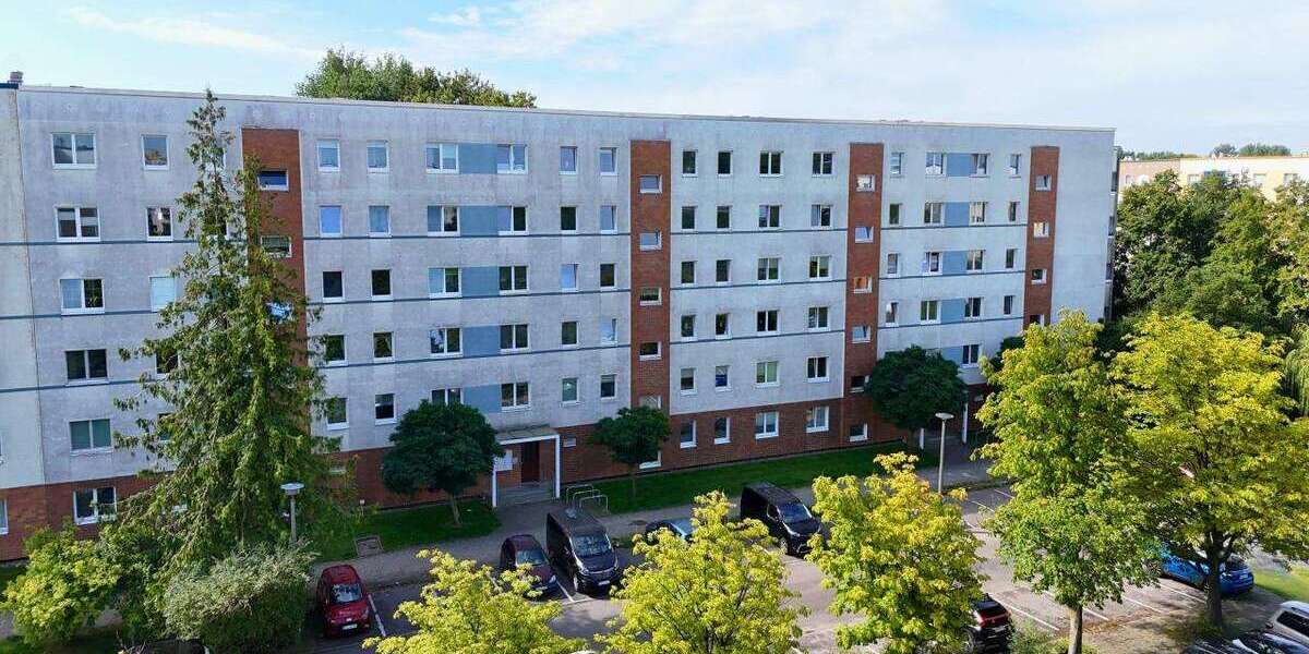 Wohnung zum Mieten in Rostock 707 € 88.3 m² 5 zimmer