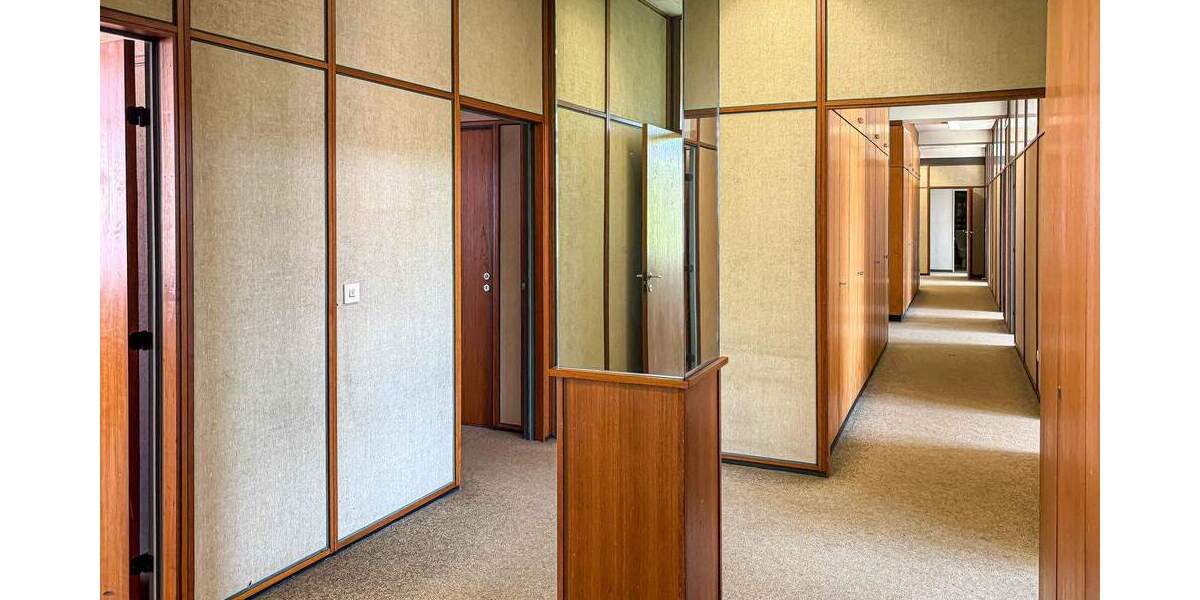 Gewerbeobjekt Kiel Exerzierplatz - 1 Zimmer, 245 m&sup2;, 3.400&euro; | Angebot:25666599