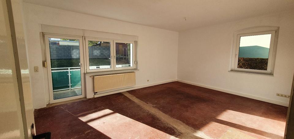 Erdgeschoßwohnung Bad Klosterlausnitz - 2 Zimmer, 64 m&sup2;, 416&euro; | Angebot:25944543