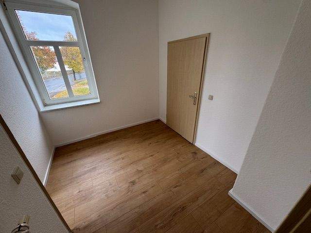 Etagenwohnung Oschatz - 2 Zimmer, 40 m&sup2;, 260&euro; | Angebot:24040542