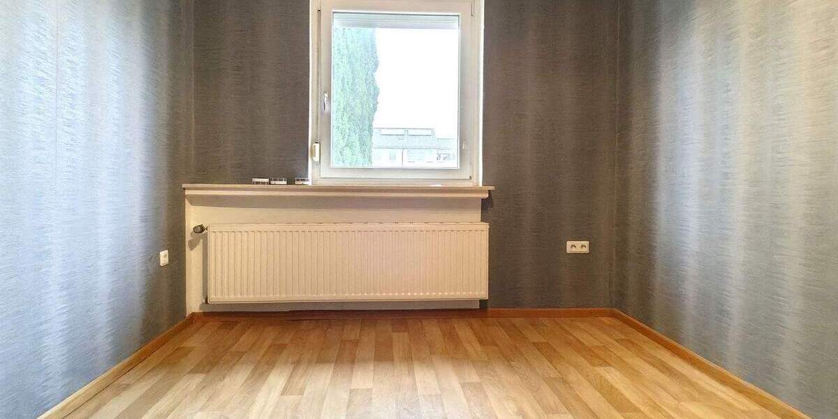 Reihenmittelhaus Bremen Altstadt - 4 Zimmer, 110 m&sup2;, 1.100&euro; | Angebot:25879505