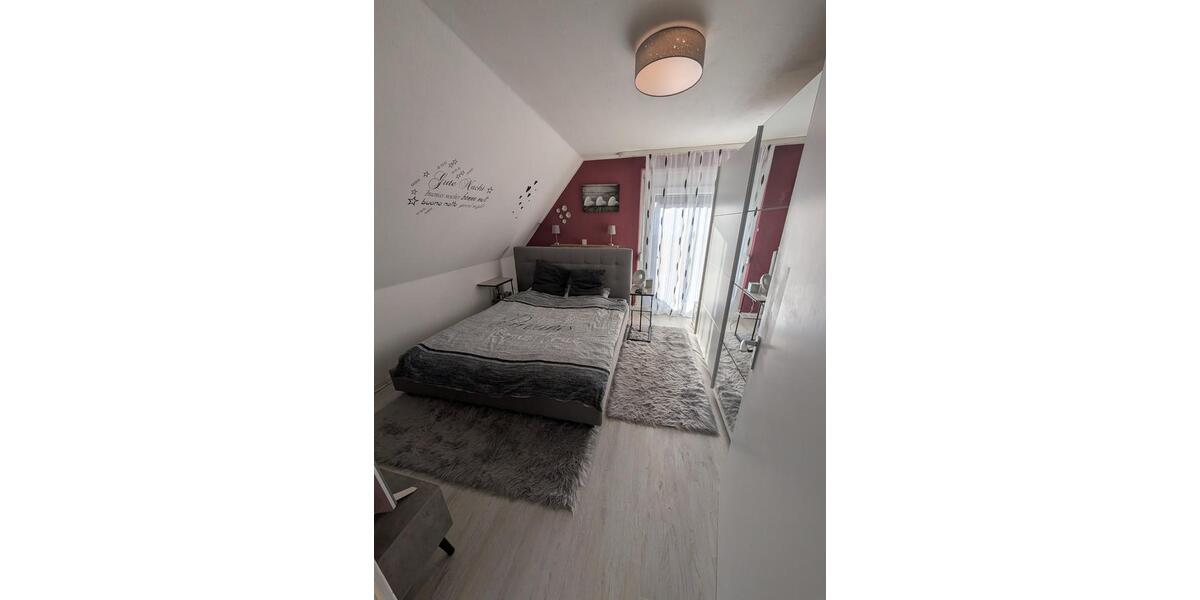Dachgeschoßwohnung Sprockhövel - 3 Zimmer, 65 m&sup2;, 550&euro; | Angebot:25226702