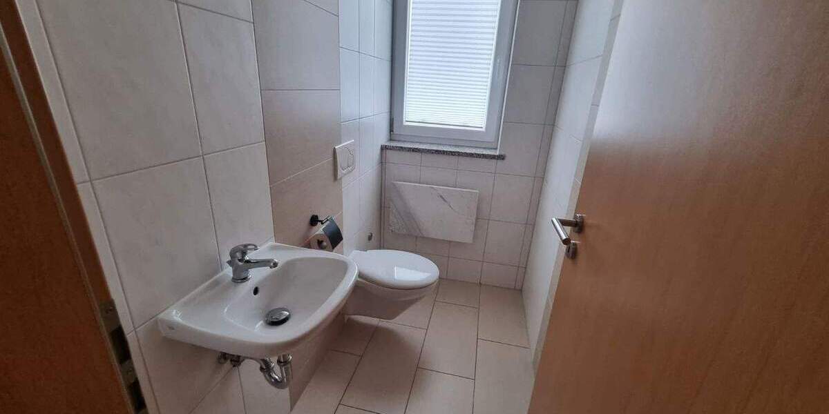 Etagenwohnung Amberg - 3 Zimmer, 82 m&sup2;, 656&euro; | Angebot:24969906