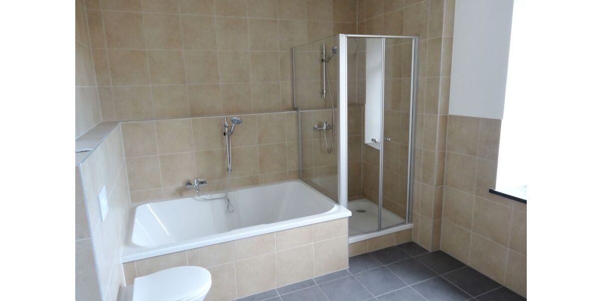 Nahe Lech-Auen: Sanierte 92 qm Altbauwohnung 2 12 Zi. mit 2 Balkonen, Parkett, hohen Räumen, ruhig, nähe KUKA Augsburg - 2- Augsburg Lechhausen | Angebot:26953268