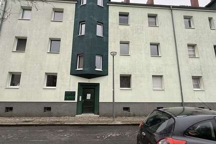 Wohnung Bitterfeld-Wolfen OT Bitterfeld Bitterfeld - 3 Zimmer, 59 m&sup2;, 445&euro; | Angebot:26017013