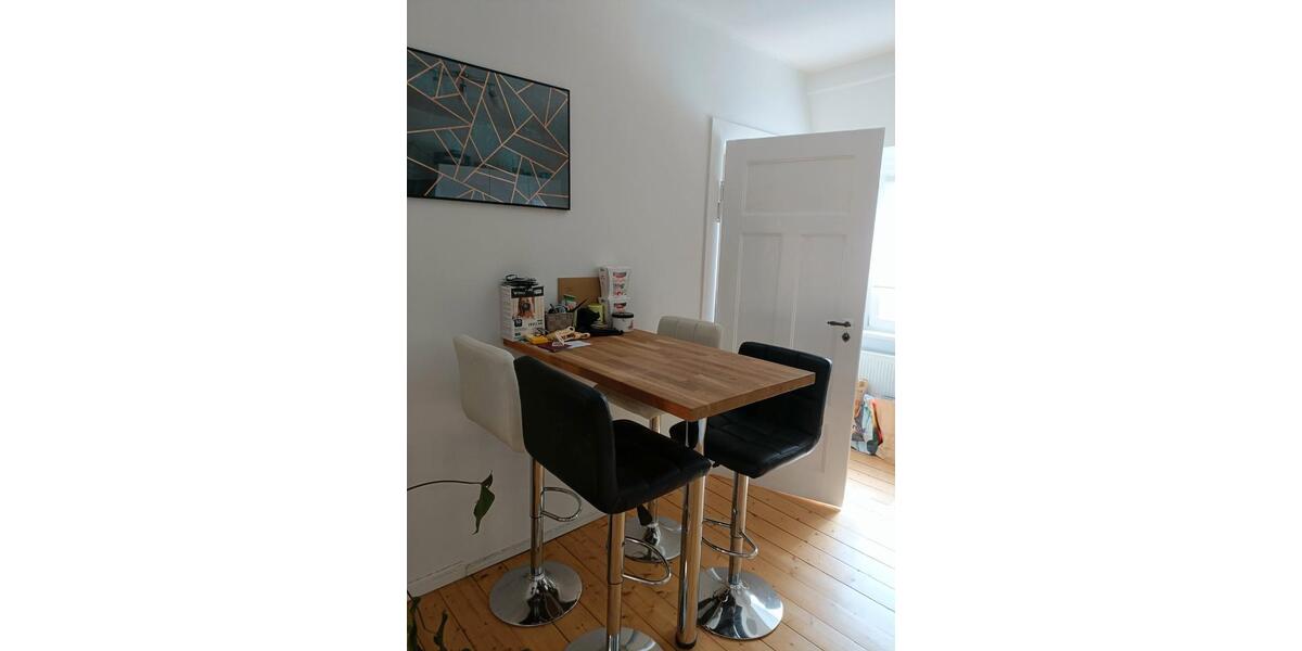 Dachgeschoßwohnung Weimar - 2 Zimmer, 100 m&sup2;, 880&euro; | Angebot:26562718