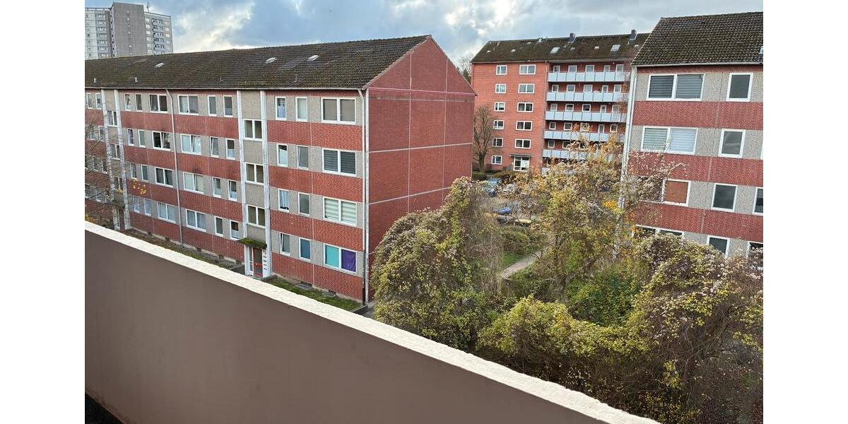 Familienwohnung in D'dorf zum 16.01.2026 3 zimmer