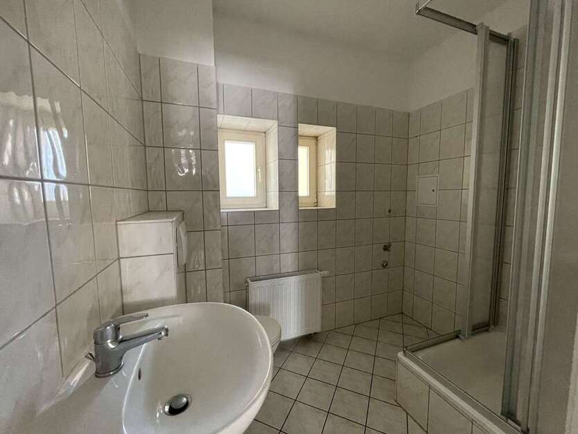 Sanierte Erdgeschoßwohnung mit Balkon!