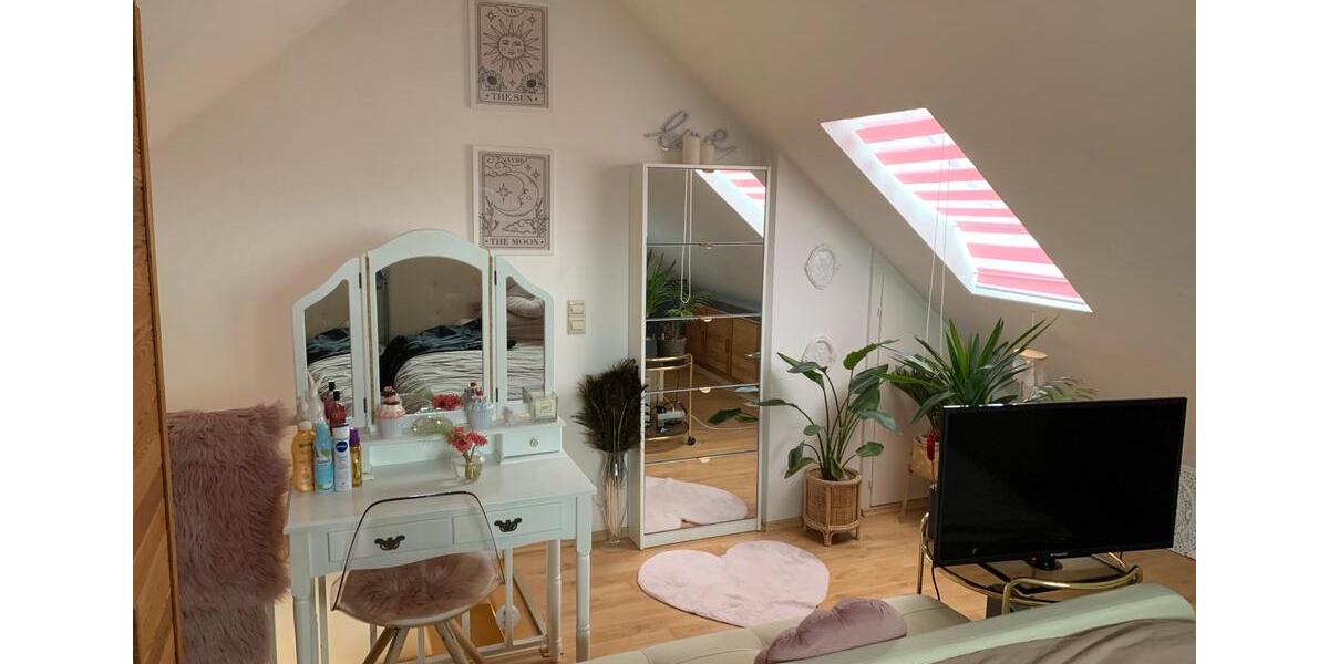 Dachgeschoßwohnung Trossingen - 1.5 Zimmer, 45 m&sup2;, 530&euro; | Angebot:26449309