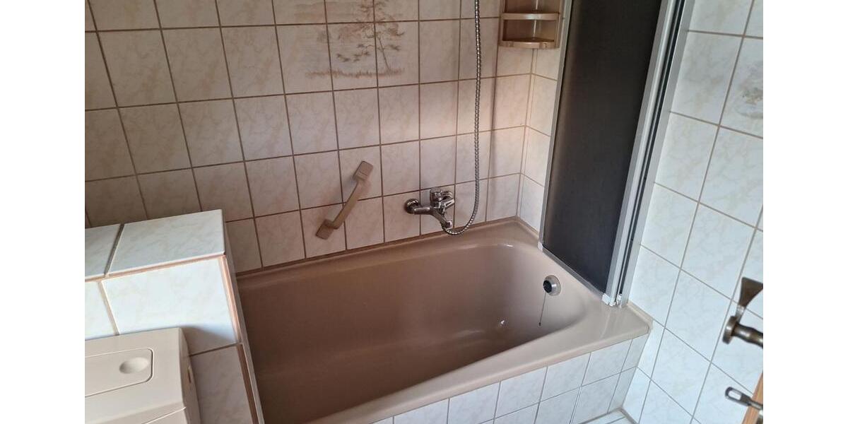 Dachgeschoßwohnung Westheim - 2.5 Zimmer, 60 m&sup2;, 600&euro; | Angebot:26676121