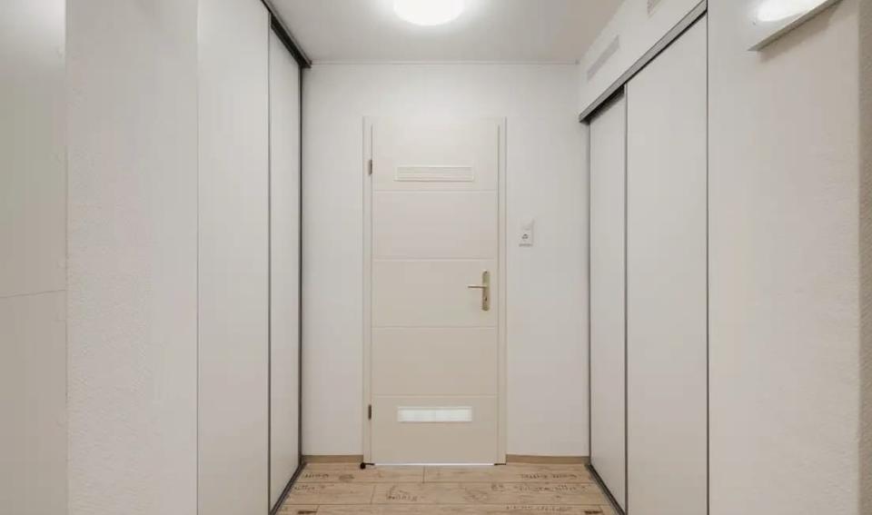 Dachgeschoßwohnung Ludwigshafen am Rhein - 4 Zimmer, 108 m&sup2;, 1.300&euro; | Angebot:26237344