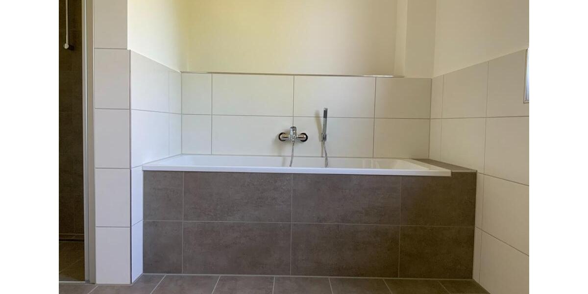 Einfamilienhaus Hengersberg - 1 Zimmer, 76 m&sup2;, 700&euro; | Angebot:24865841