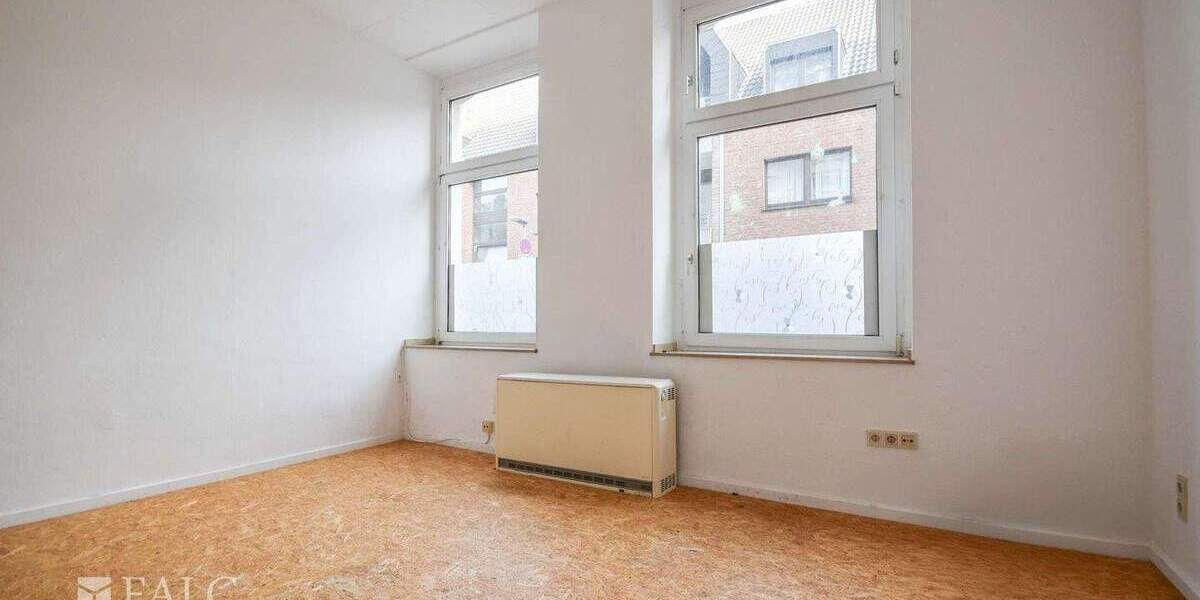 Etagenwohnung Krefeld Stadtmitte - 3 Zimmer, 75 m&sup2;, 625&euro; | Angebot:25096301