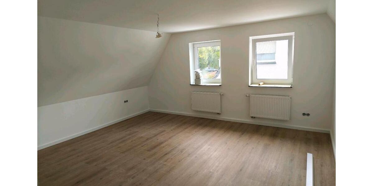 Haus, Einfamilienhaus, kernsaniert, Garten, Garage, Top-Lage zimmer