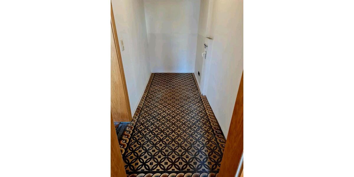 Etagenwohnung Lutzerath - 5.5 Zimmer, 132 m&sup2;, 690&euro; | Angebot:25828425