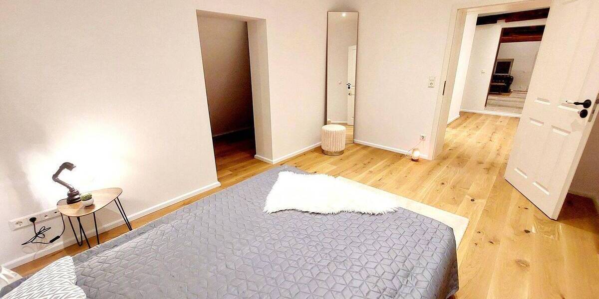 Etagenwohnung Göppingen-Hohenstaufen Hohenstaufen - 4 Zimmer, 130 m&sup2;, 1.450&euro; | Angebot:26548527
