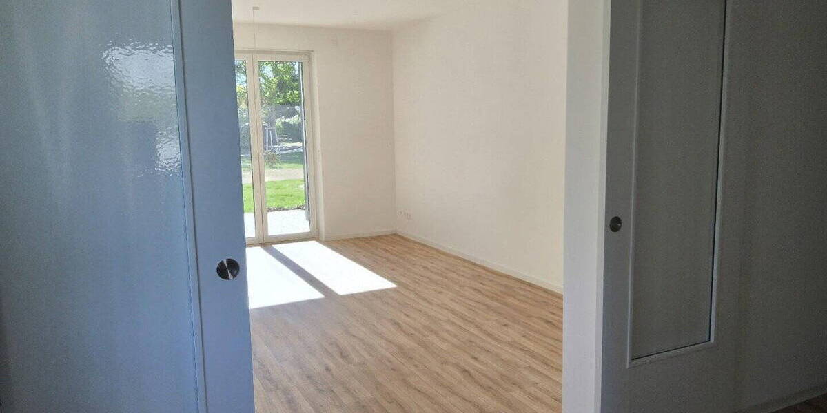 Etagenwohnung Berlin Marzahn - 3 Zimmer, 86 m&sup2;, 1.300&euro; | Angebot:26732014