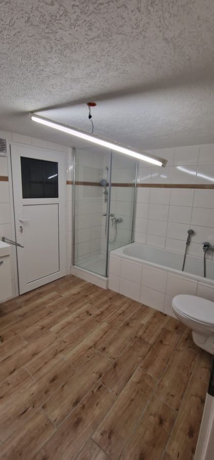 Schönes kleines 5 Zimmer Einfamilieneckhaus Rheinfelden mit Garten 5 zimmer