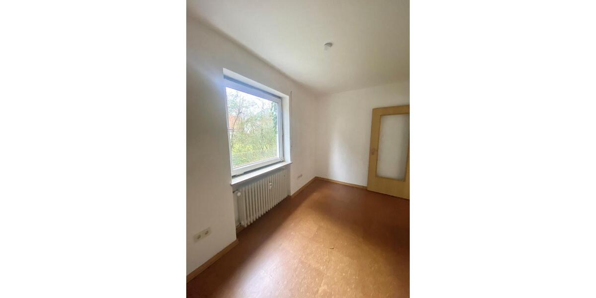 Etagenwohnung Dillingen an der Donau - 5 Zimmer, 107 m&sup2;, 1.250&euro; | Angebot:23860033