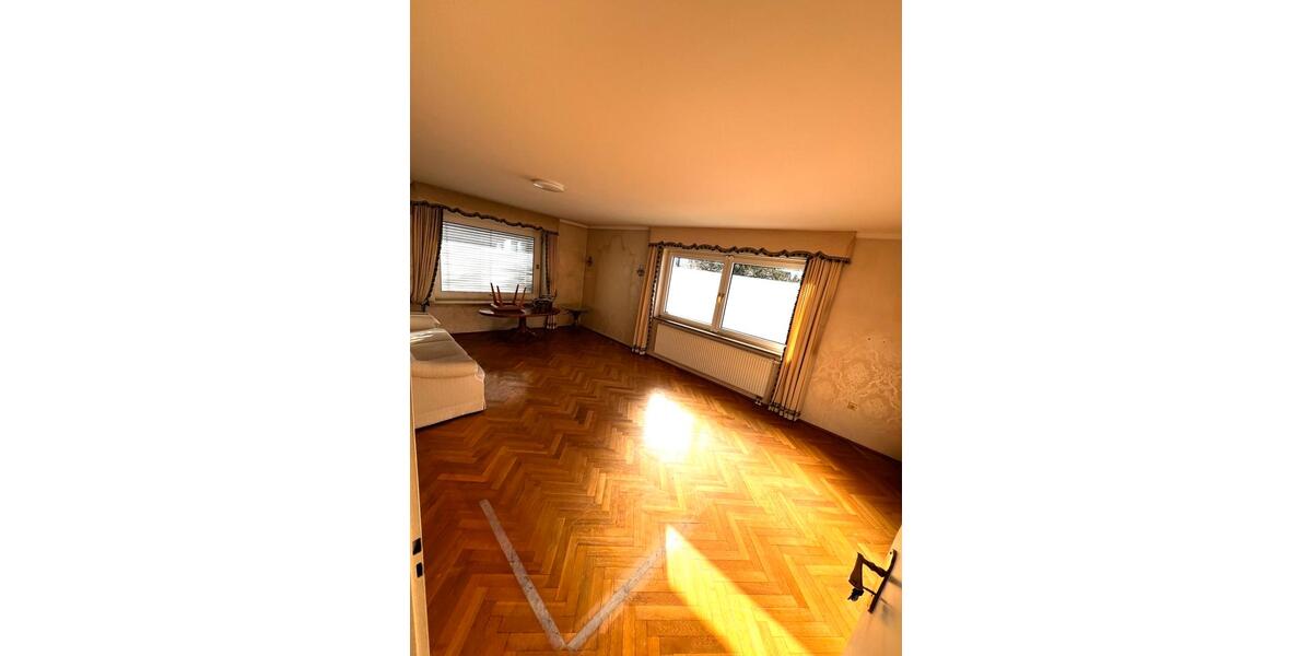 Wohnen auf Zeit Ulm Donautal - 8 Zimmer, 250 m&sup2;, 530&euro; | Angebot:25924672