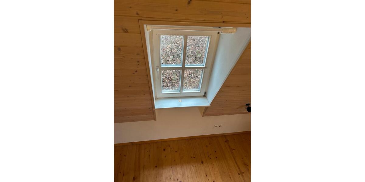 Dachgeschoßwohnung Biberach an der Riß - 1 Zimmer, 20 m&sup2;, 550&euro; | Angebot:24730149